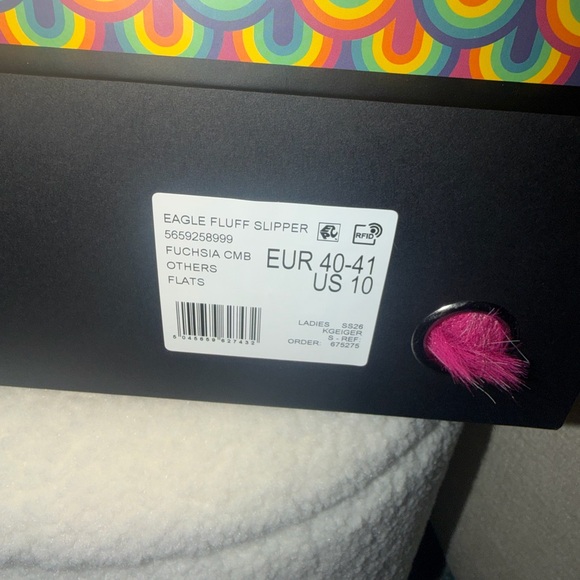 Kurt Geiger Fuchsia Eagle Fluff Slippers Brand New in box! - Picture 2 of 8